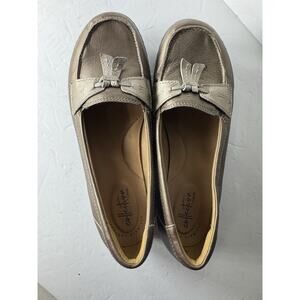 CLARKS Metallic Loafers Womens Size 9 Bronze Gold Leather Tassel Dress Comfort